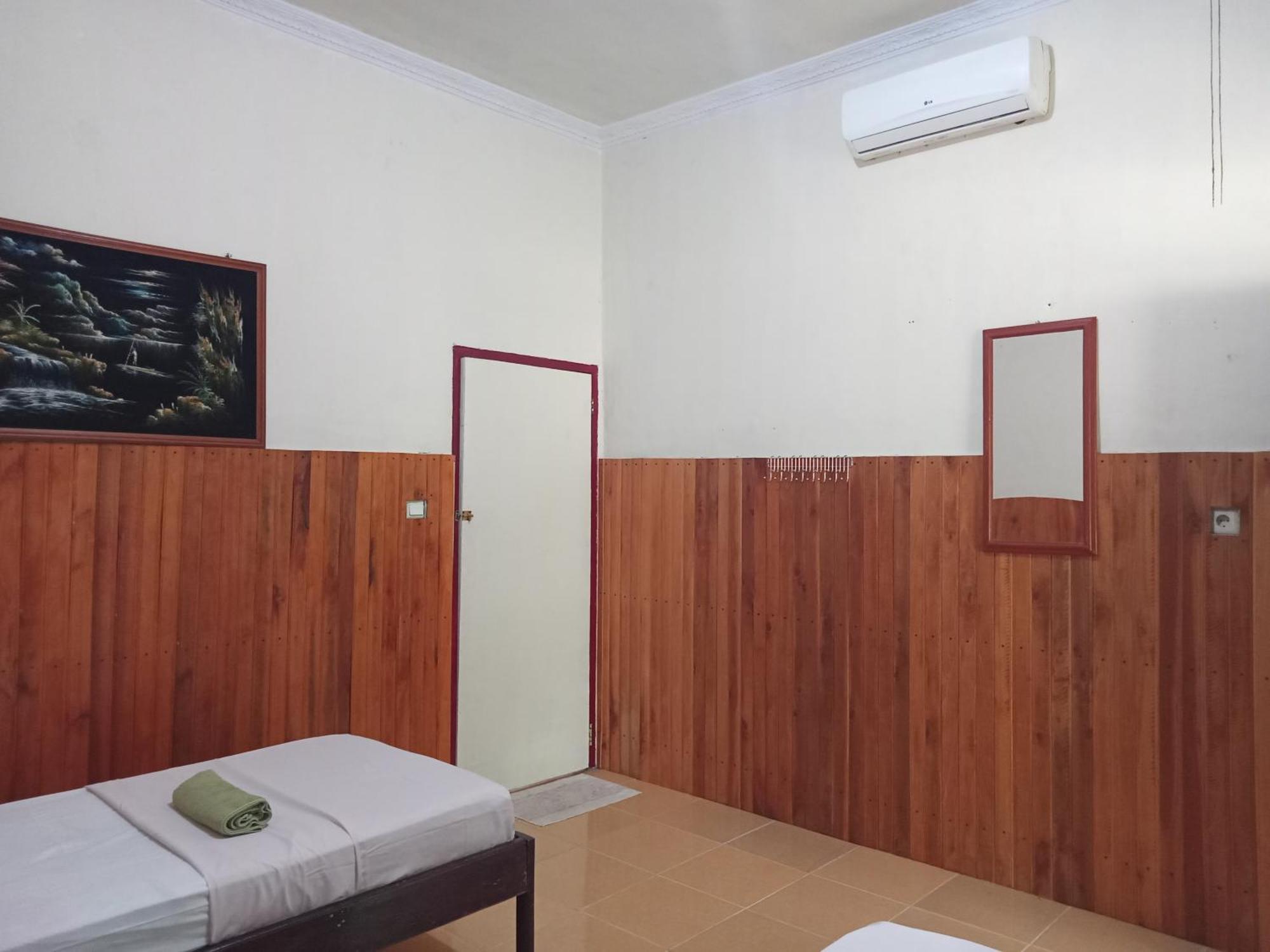 Tangkoko Lodge Bitung Exterior foto